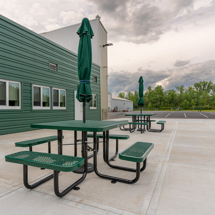 How to Choose the Best Commercial Equipment for Schools