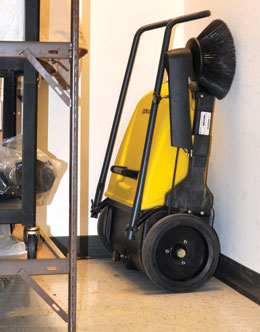 TORNADO SWEEPER MANUAL PUSH